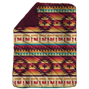 KUMA Kamp Blankets